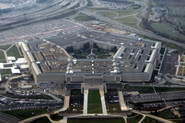 Міністерство оборони США передає управління групою допомоги Україні, оскільки Сполучені Штати віддаляються від Європи – Politico