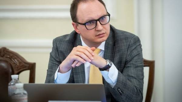 Зовнішнє перестрахування в Україні скоротилося через падіння ринку 6