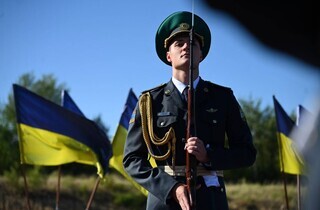 Україна возз'єдналася з прахом полковника Євгена Коновальця 9