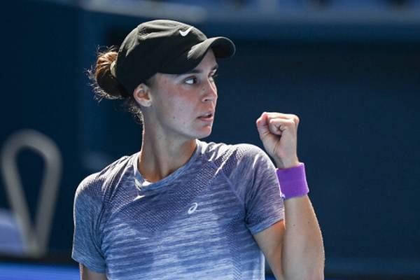Калініна перемогла Хімено у вирішальному матчі