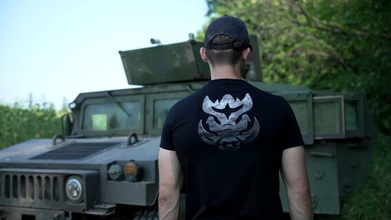 Drone Fight Group перетворює авто на дистанційно керовані: як працює «Кабан»