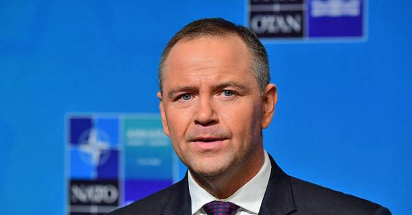 Навроцький: Україна готова до поступок у війні, але не в питаннях історії