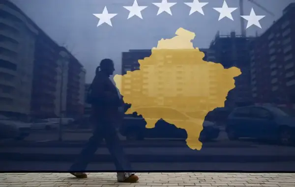 Приштина прибрала прапор України після слів Зеленського про Косово