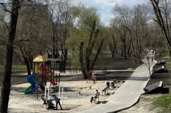 На ремонті зони відпочинку біля озера Вербне виявили переплату понад пів мільйона гривень