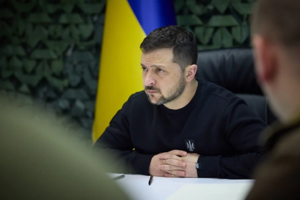 Світ мусить усвідомити божевілля рф та радість її військових від убивств: Зеленський про "сафарі" дрона агресора на Херсонщині 2 Світ має бачити, що рф збожеволіла, а її військові насолоджуються вбивствами: Зеленський про "сафарі" ворожого дрона у Херсоні