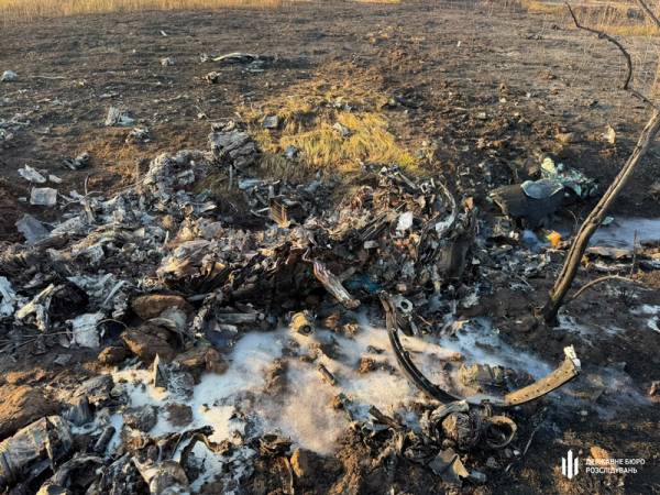 Після аварії МіГ-29 шукають бортовий самописець: що сталося 5