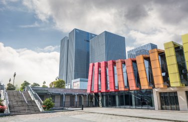 Російські атаки знищили 950 тис. кв. м. складів: оренда може подорожчати 5 Російські атаки знищили 950 тис. кв. м. складів: оренда може подорожчати 3