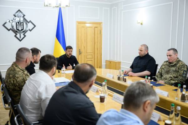 Зеленський представив Клименка команді РНБО 5