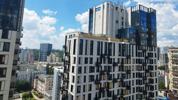 Кількість нових житлових комплексів, що розпочали продажі у Києві 2026 року, скоротилася на 40% – “ЛУН”