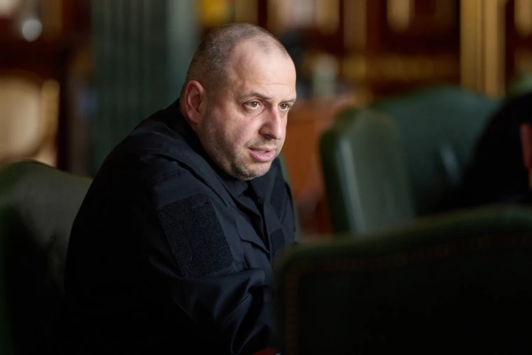 За словами народного депутата, Умєрова можуть призначити головою Служби зовнішньої розвідки.