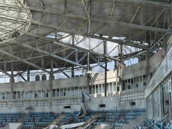 Стадіон «Чорноморець» зазнав руйнувань через ворожий удар в Одесі 5 Стадіон «Чорноморець» зазнав руйнувань через ворожий удар в Одесі 5