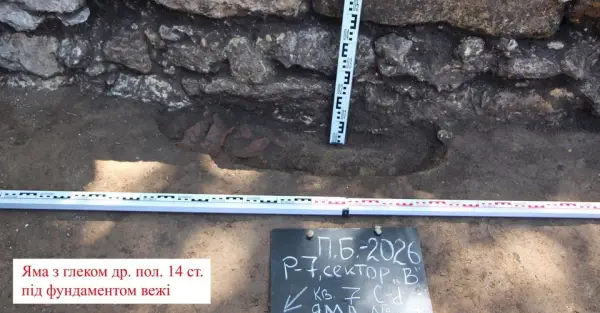 Під Одесою розкрили давню вежу Хаджибейського замку 18