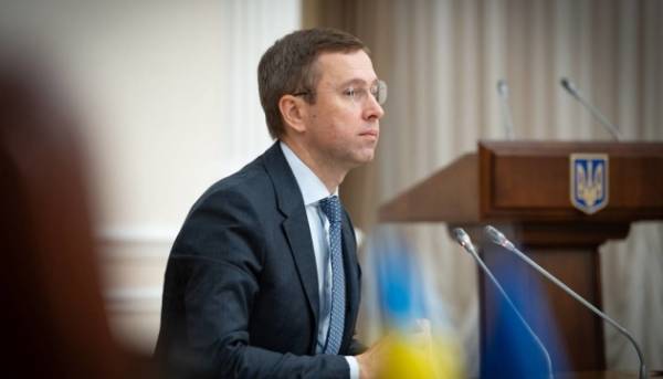 Корецький вимагає від міністерств назвати пріоритети для термінового вирішення