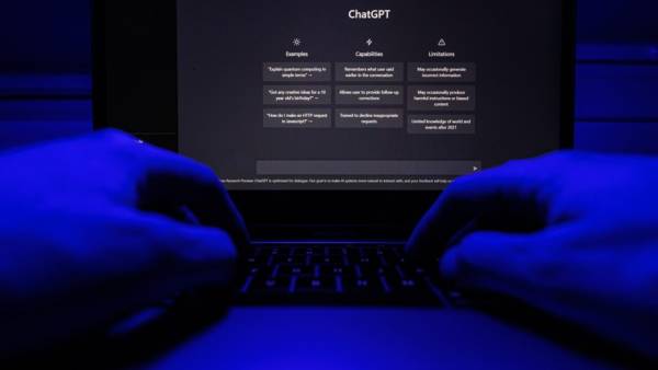 Жінка заявила про "ШІ-дитину": Люмен відтворила цифрову подобу немовляти 12