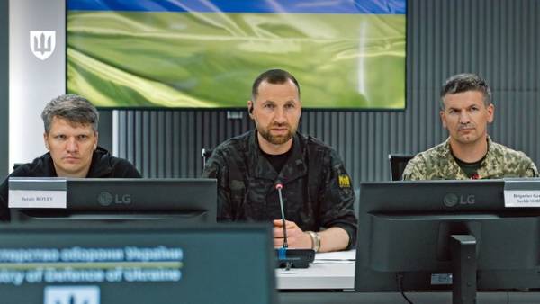 Закупівлі в армії: критерій оцінки – позиція Головнокомандувача ЗСУ