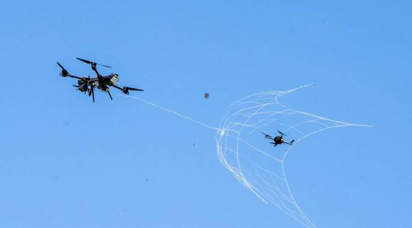 Німеччина: сотні дронів-привидів у повітряному просторі