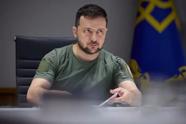 Зеленський: Росіяни вчинили звірство, Україна відповість за атаку на ТЦ у Кривому Розі