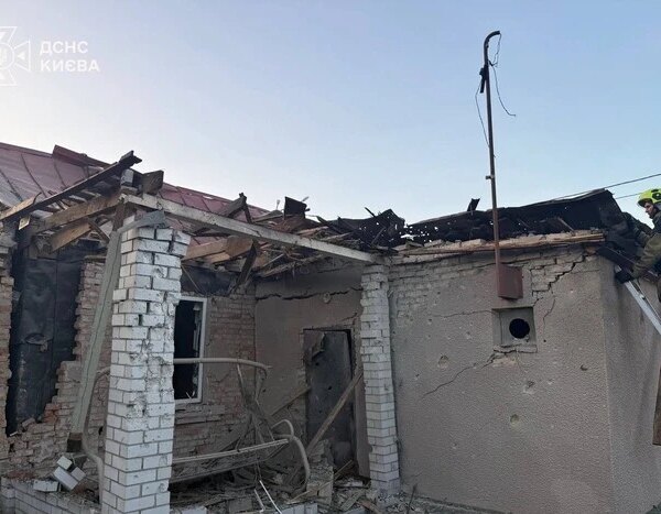 Українська ППО збила 100 повітряних цілей з 267 російських дронів та ракет