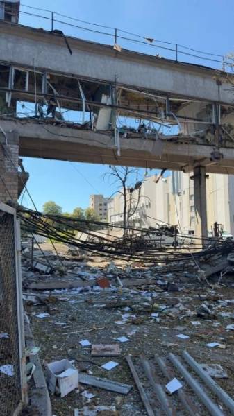 Російський обстріл пошкодив офіс “Наш Формат”