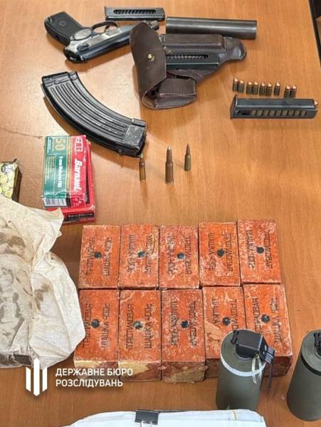ДБР викриває "мертві душі" у військових частинах: тисячі тисяч бійців виявилися лише на папері 10