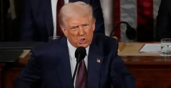 Трамп обмежує громадянство за народженням: нові укази набрали чинності