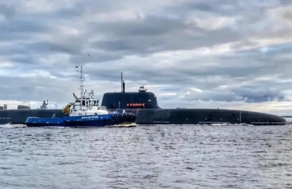 Росія спустила на воду перший підводний човен-носій "Посейдонів" 4