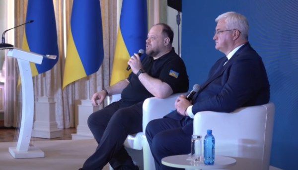 Стефанчук назвав пріоритети для української дипломатії: зброя, енергетика і фінансова підтримка