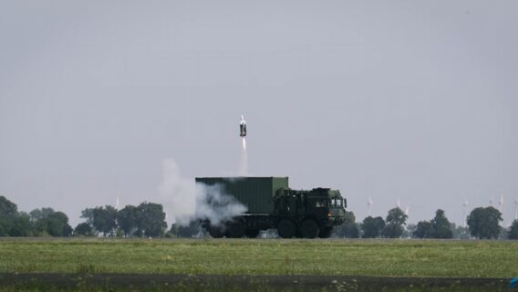 Rheinmetall випробувала запуск дронів-камікадзе з вантажівки