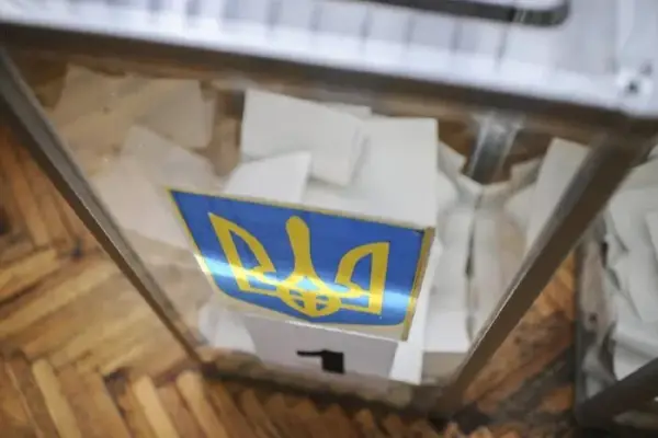 Вибори під час війни: Федоров озвучив ризики, політики та активісти відреагували