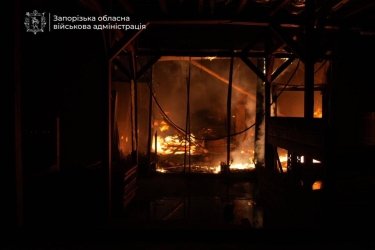 Російський удар по "Епіцентру" в Запоріжжі: десятки загиблих та поранених 11
