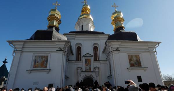 Швейцарія надасть $730 тисяч на відбудову Лаври після російського обстрілу