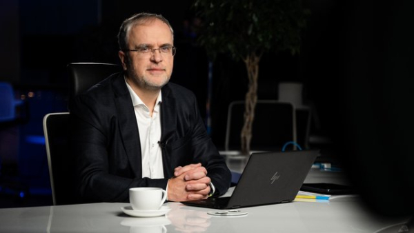 “Київстар” вивчає можливості монетизації своєї головної оптоволоконної мережі шляхом виділення її в окремий напрямок бізнесу, про що повідомив генеральний директор компанії.