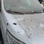 Внаслідок російського обстрілу постраждав автомобіль Червоного Хреста. 16