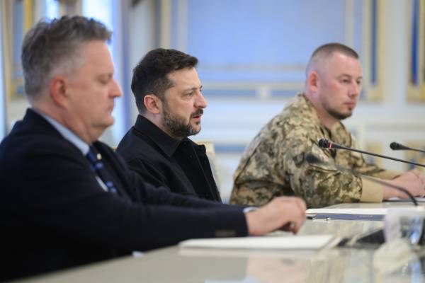 До Києва з першим візитом прибув міністр оборони Британії Вес Стрітінг 5
