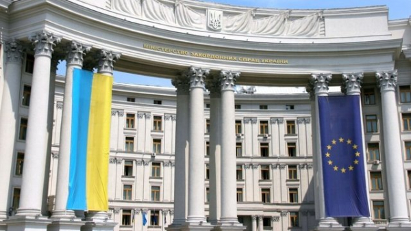 Міністерство закордонних справ долучається до ініціативи UNITED24 зі збору коштів на придбання реанімобілів для українських медичних працівників