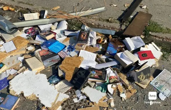 Удар по книжковому ринку "Почайна": є постраждалі 8