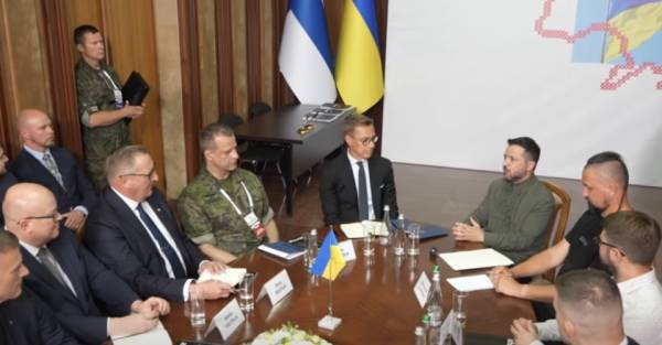 Фінляндія вироблятиме дрони для України та Європи за угодою зі Стуббом