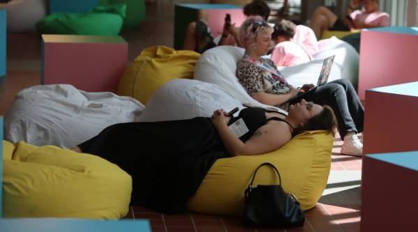 Зеленський: 1227 проєктів пройшли до фіналу «Тисячовесни» 26