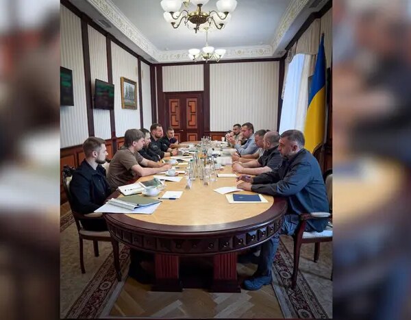Уряд шукає мільярди на оборону: деталі наради під головуванням Корецького