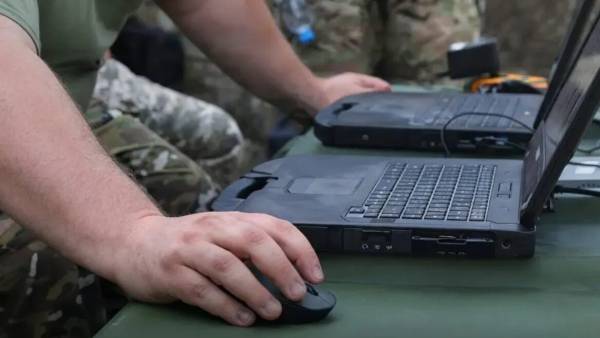 Міноборони розширює пілотний проєкт забезпечення бійців на НРК та дрони middle strike 8
