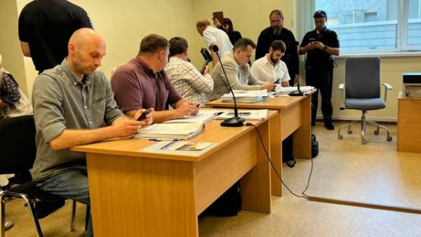 Суд вкотре переніс розгляд справи про розірвання договору оренди УПЦ (МП) з Києво-Печерською лаврою