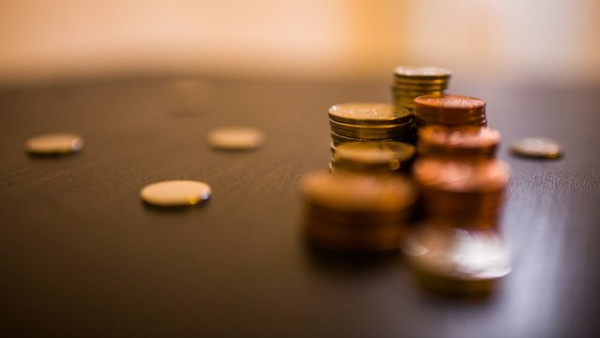 Недержавні фінансові аналітики зменшили очікування щодо розвитку української економіки у 2026 році з 2,4% до 1,1%, що зумовлено затяжною війною.