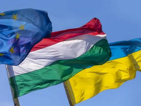 Угорщина дає ще рік захисту українцям призовного віку