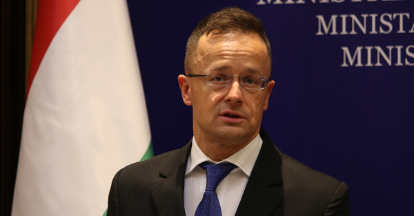 Угорському ексміністру закордонних справ Сійярто загрожує тюрма за корупцію