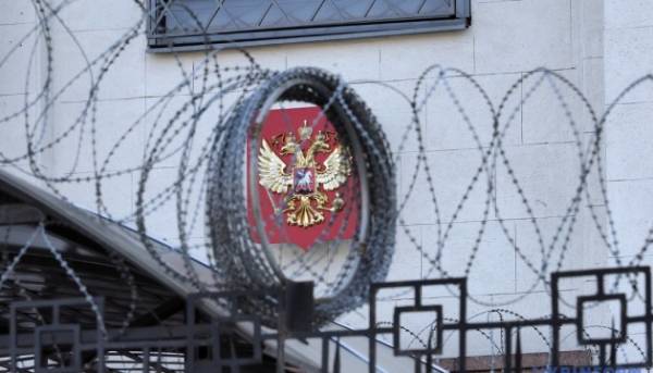 Україна запровадила санкції проти 23 компаній та 20 фізосіб, пов’язаних із російським ВПК 8