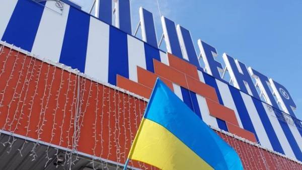 Два “Епіцентри” в Одесі постраждали від ворожої атаки