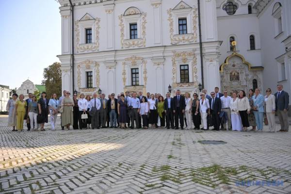 Києво-Печерська лавра: український Ватикан у перспективі 13