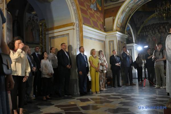 Києво-Печерська лавра: український Ватикан у перспективі 16