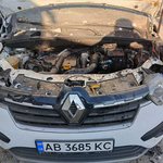 Внаслідок російського обстрілу постраждав автомобіль Червоного Хреста. 14