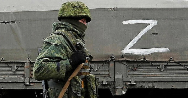На Донеччині російські війська взяли в полон українського воїна і стратили його.